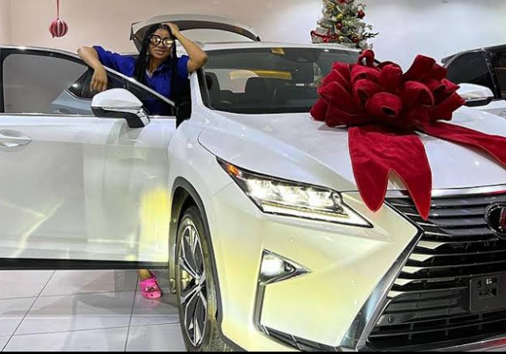 Liquorose acquires a car as New year's Gift