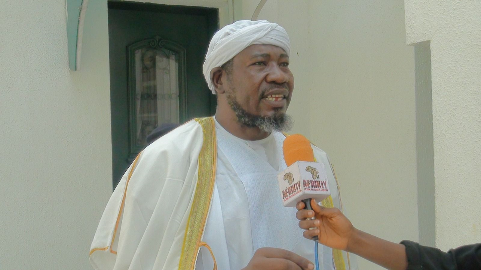 Abuja Chief Imam suspended for preaching against Buhari