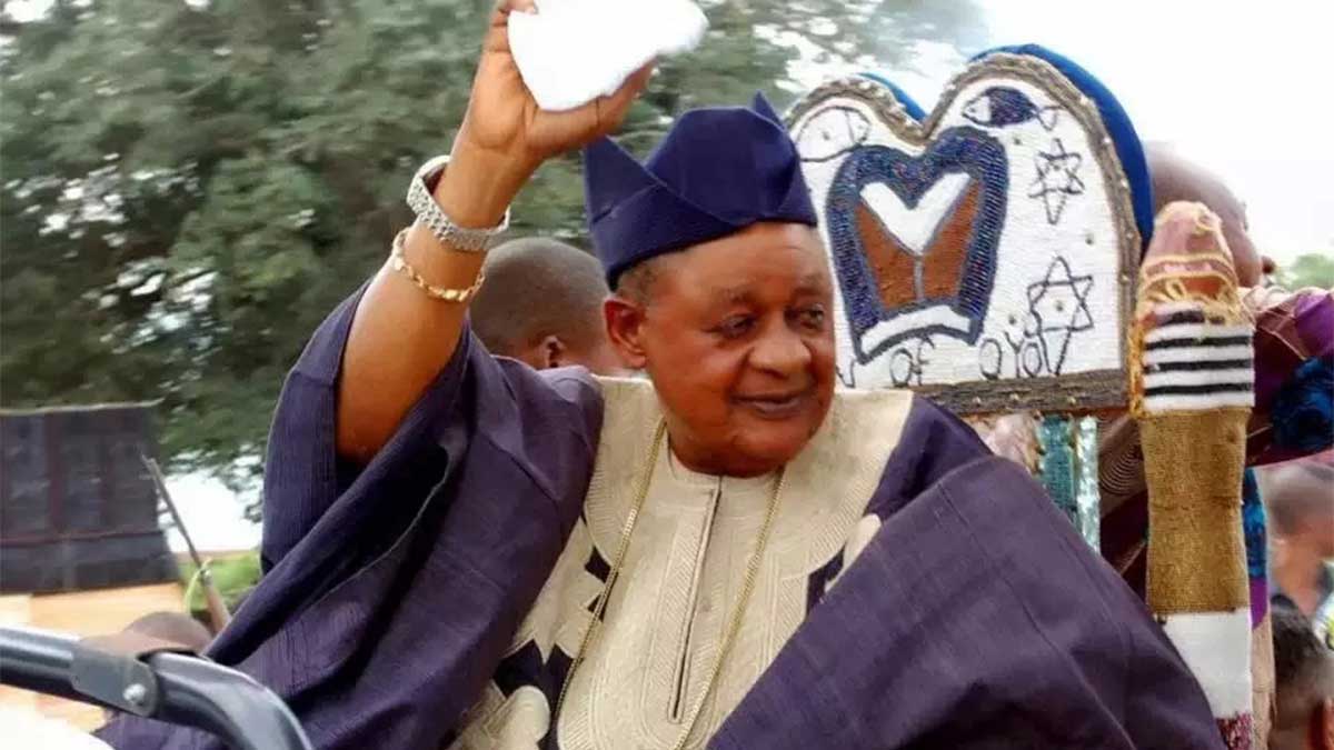 20 princes compete for the vacant Oyo Alaafin throne