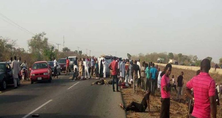 Brave taxi driver rams into bandits blockade, kills three in Niger