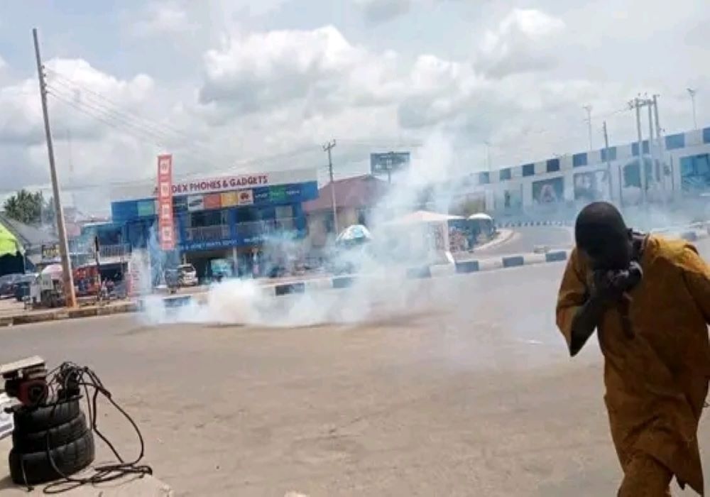 Police Shot The Nation Correspondent, Lady In Osogbo