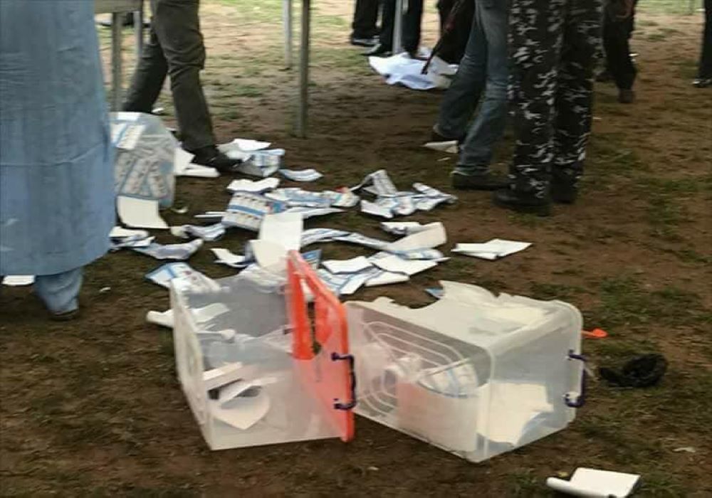 Gunmen Disrupt Ekiti Gubernatorial Election, Cart Away Ballot Boxes