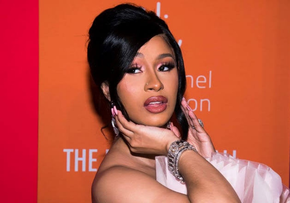 I will greet weapons against me with Ak47s, says Cardi B