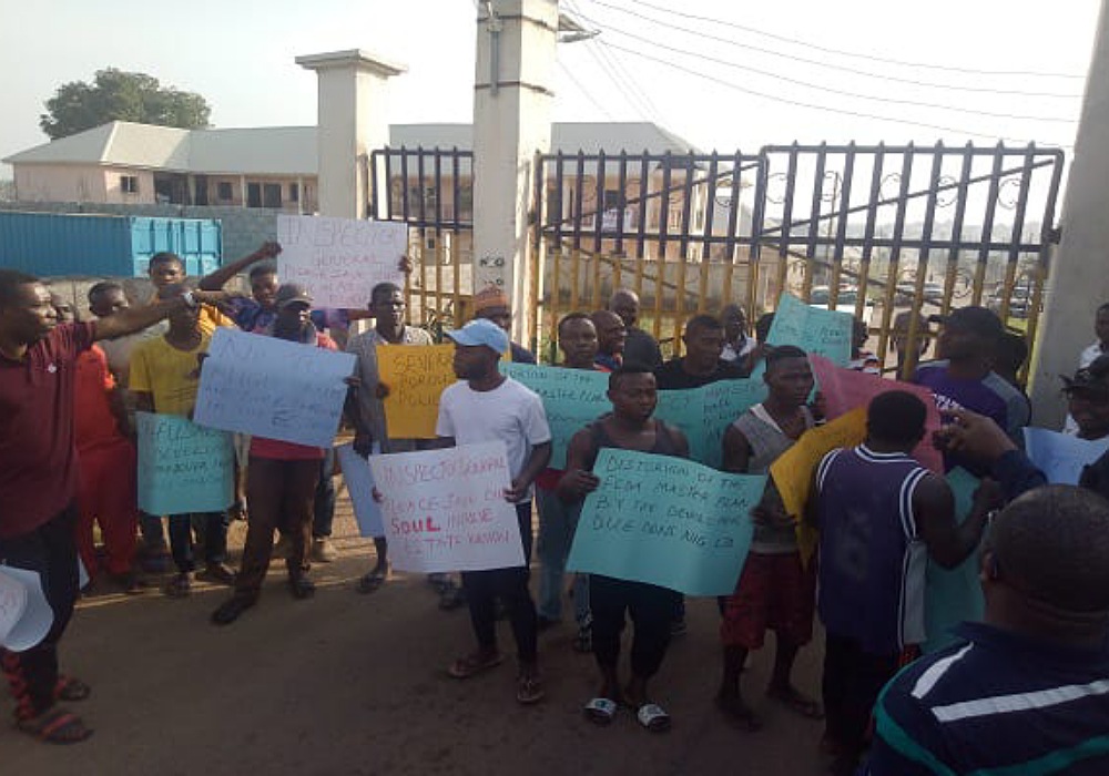 Residents of police estate protest insecurity