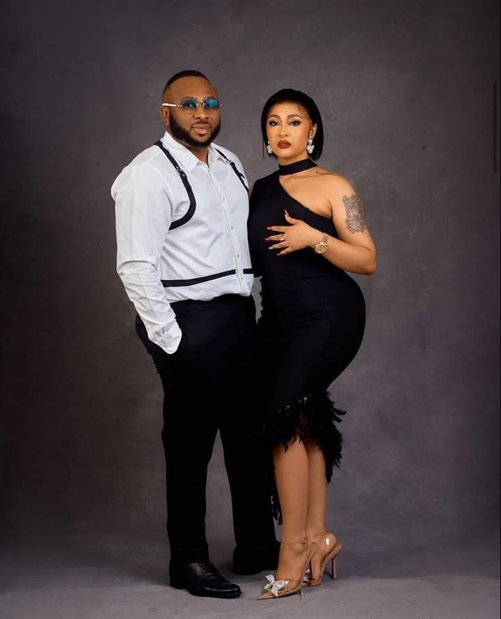 Olakunle Churchill Marks Wedding Anniversary With Wife, Rosy