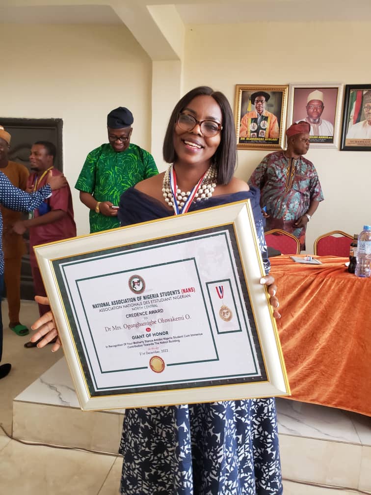 FEDPOFFA Dean, Ogungbamigbe Becomes First Female Recipient Of NANS Award In North Central Nigeria