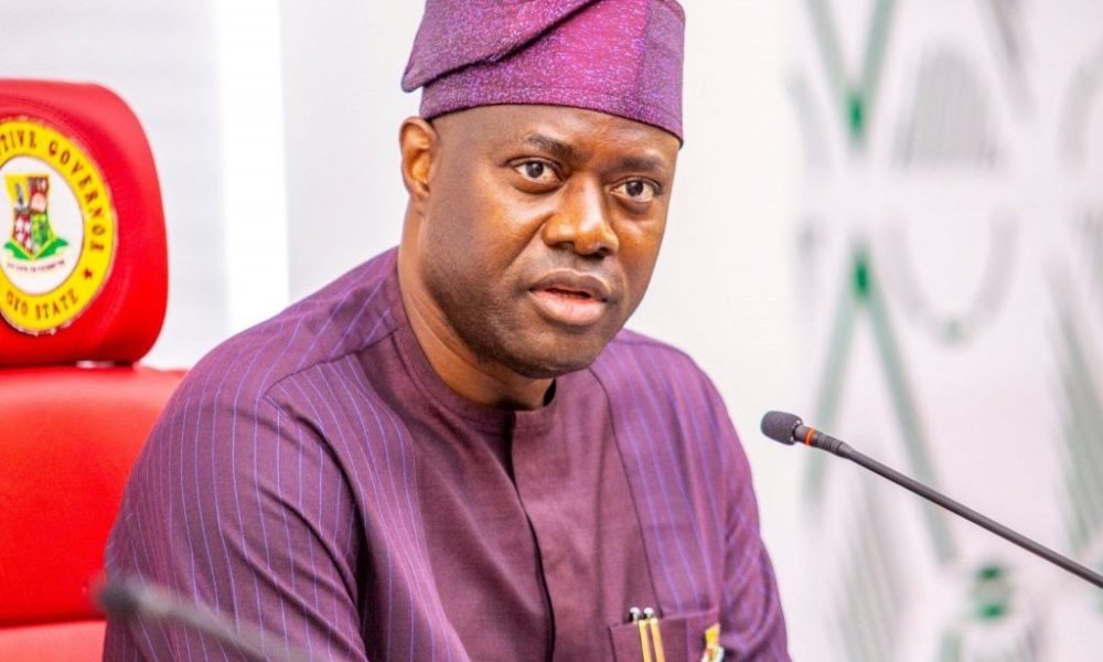 The Oyo State Government under Governor Seyi Makinde has approved the reconstruction of Ijio-Idiko-Ile Road which is one of the roads in the Oke Ogun geo-political zone in the state. Makinde also disclosed that he had given the go-ahead for the renovation of Iseyin Township Hall. Makinde, made these known during a town hall meeting held at Iseyin Town Hall in Iseyin Local Government Area, on Thursday. In his speech, Makinde informed the audience that construction is still going on at the Ladoke Akintola University, Ogbomoso campus's College of Agricultural Science and Renewable Natural Resources, Iseyin Campus. He declared that Oba Abdul Ganiy Adekunle Salau, the most recent Aseyin of Iseyin, would be honored by having the campus lecture hall bear his name.