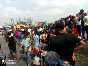 Many Feared Dead As 40-Feet Container Falls On Vehicles