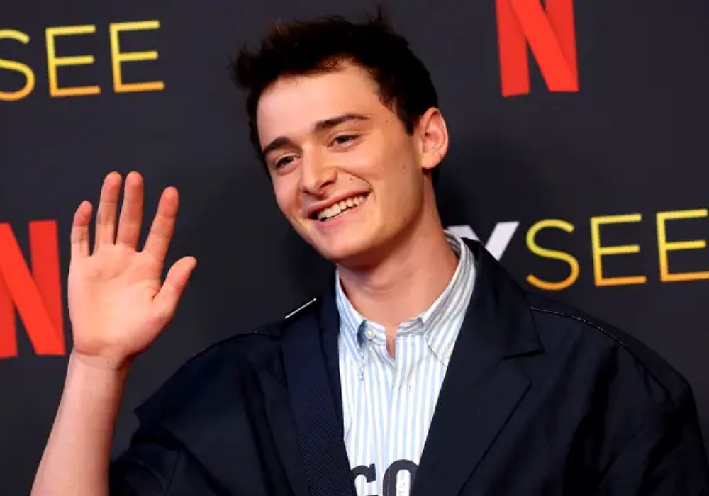 'Stranger Things' Actor Noah Schnapp Comes Out As Gay