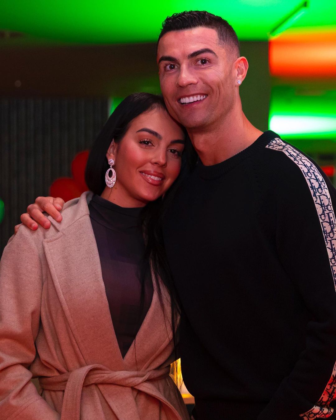 Valentine: I'm Lucky To Have You In My Life, Ronaldo Celebrates Lover