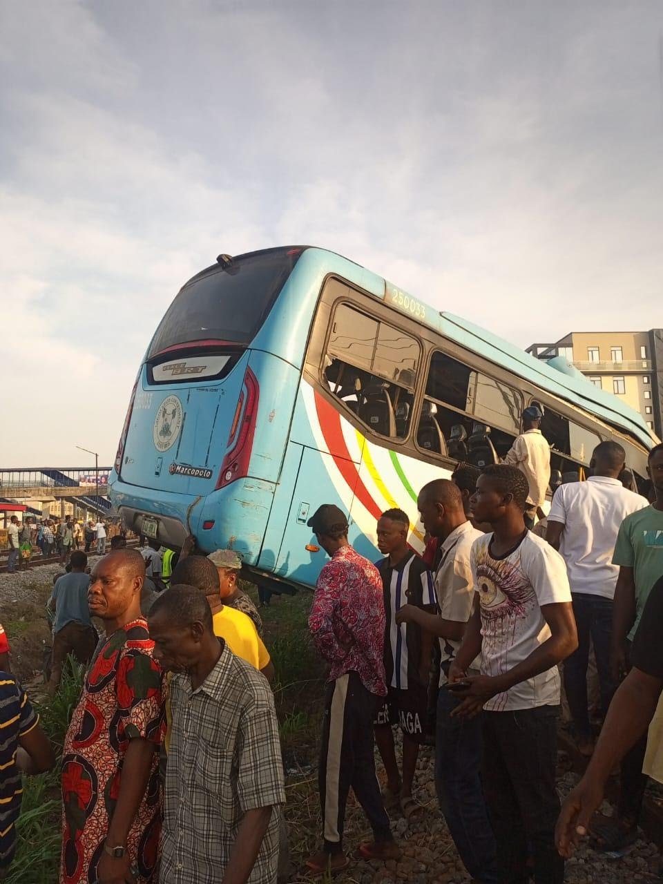 Many Fear Dead, Injured As Moving Train Crushes Govt Staff Bus In Lagos